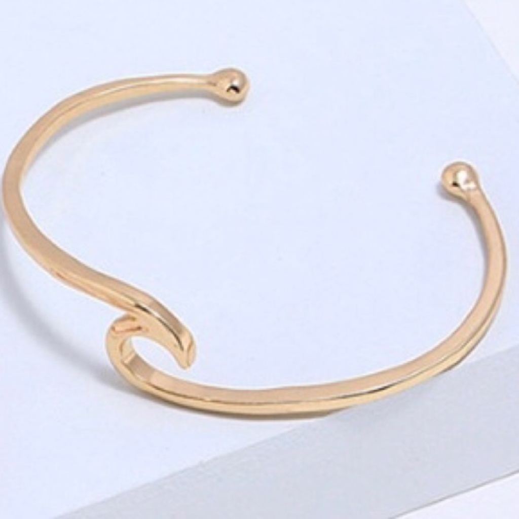 Gold Wave Bracelet
